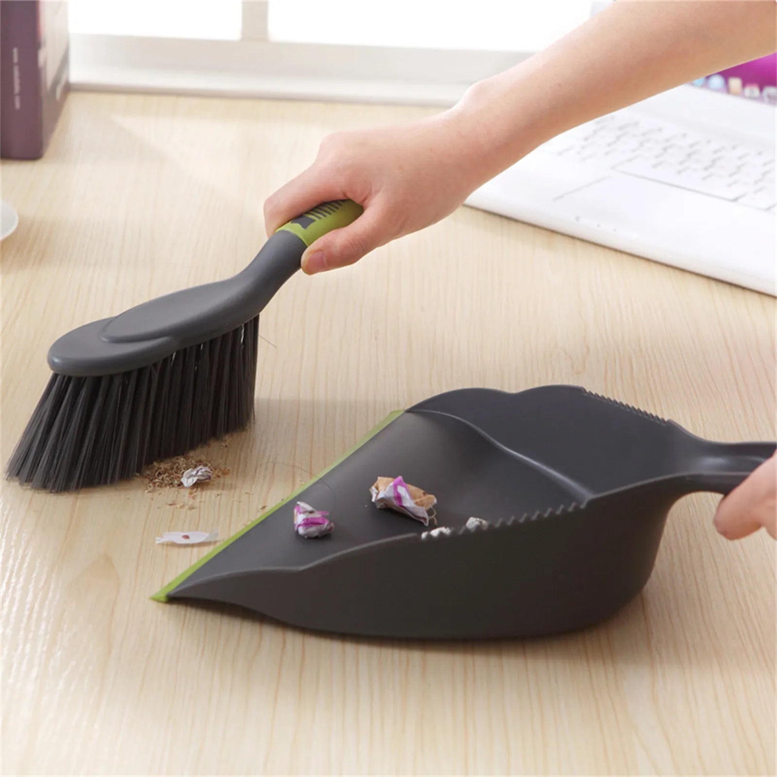 Mini Desktop Cleaning Brush Keyboard Brush Small Brooms Dustpan Shovel Set Desktop Cleaning Tool Compact Brooms Set